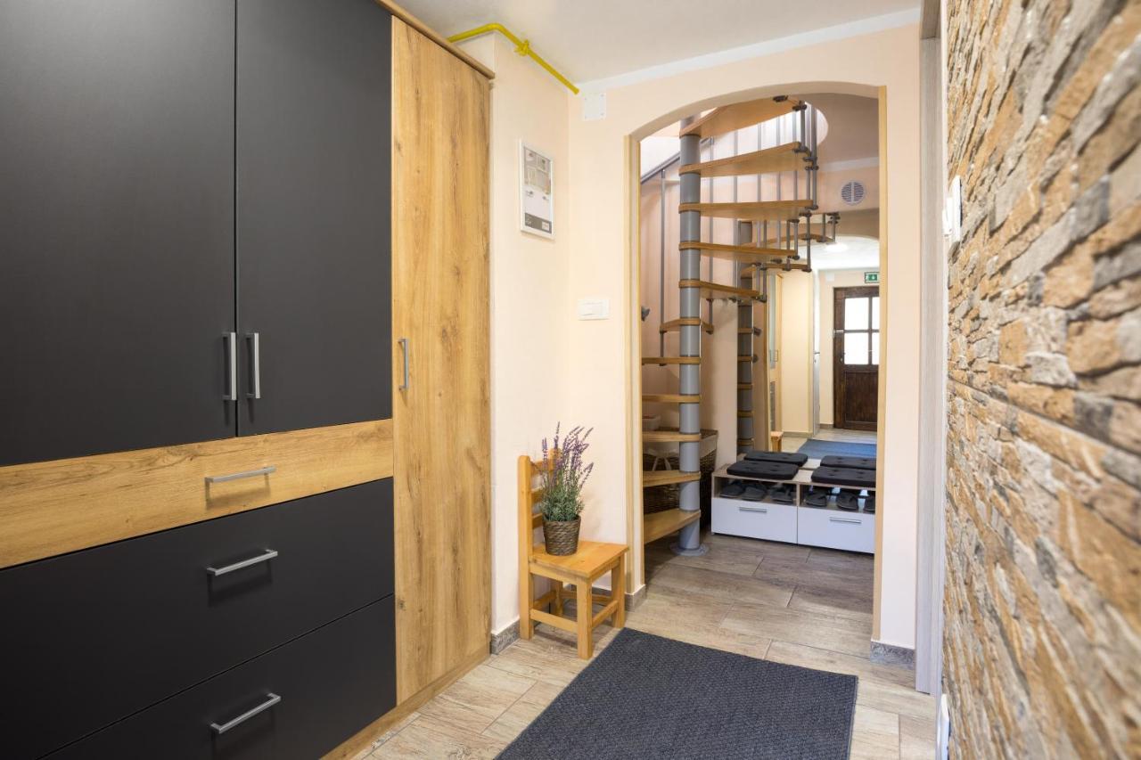 Vila Rozi, Osilnica - Vacation House Pr' Vili Rozi Bagian luar foto