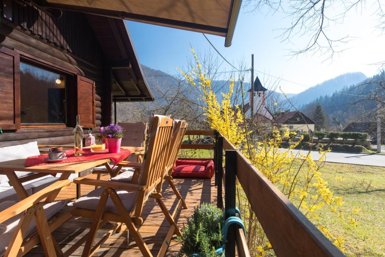 Vila Rozi, Osilnica - Vacation House Pr' Vili Rozi Bagian luar foto