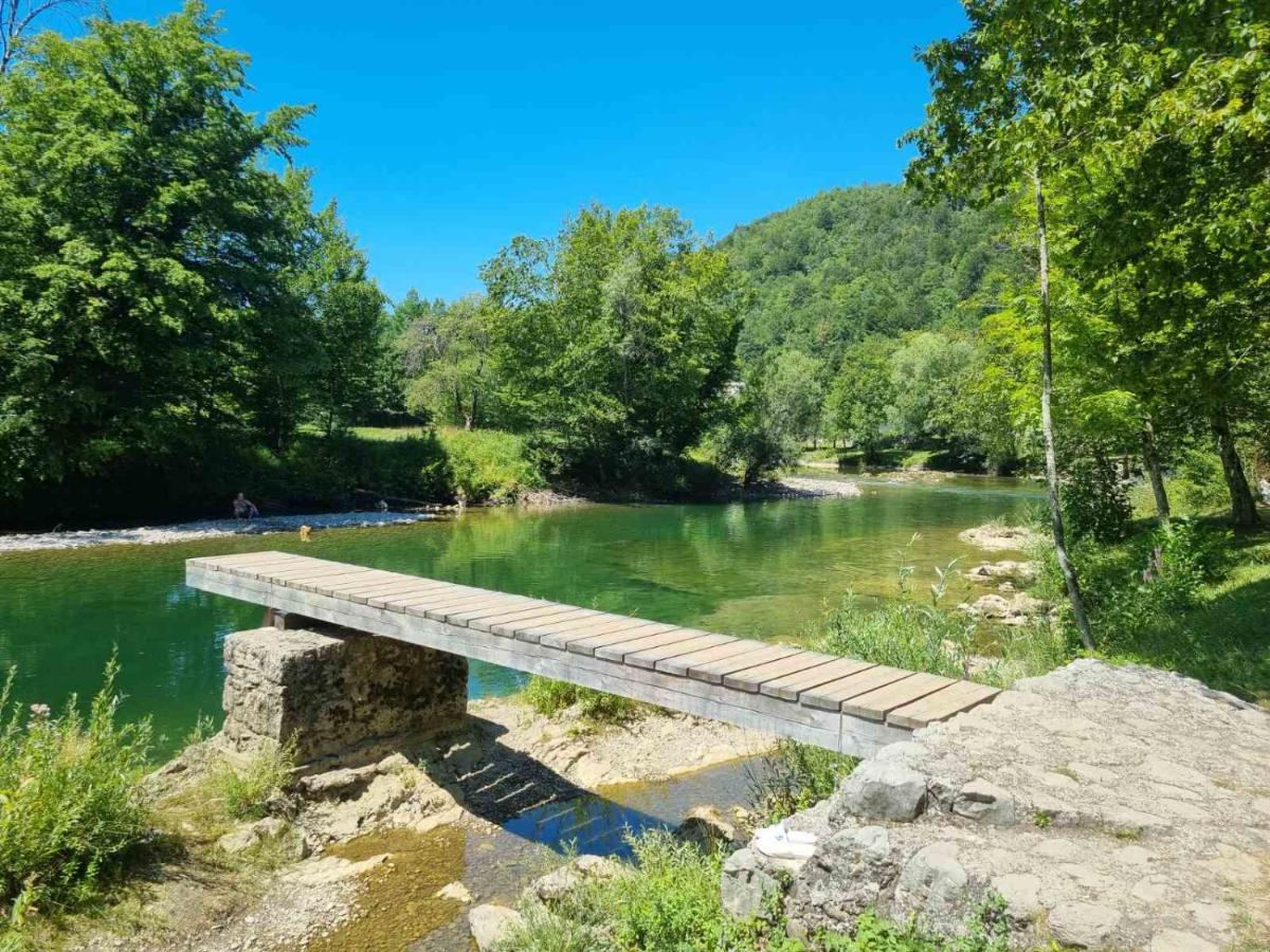 Vila Rozi, Osilnica - Vacation House Pr' Vili Rozi Bagian luar foto